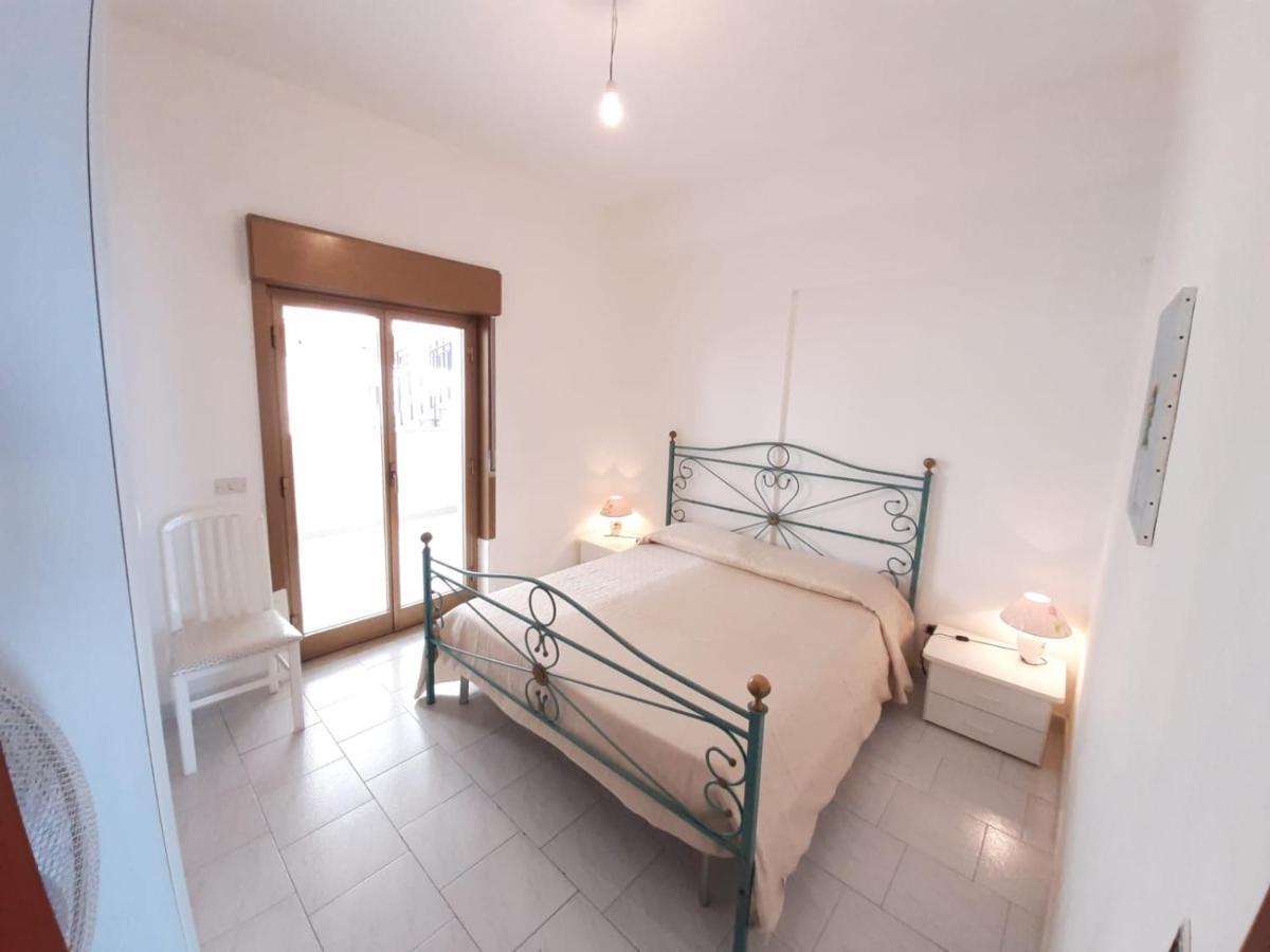 Casa Vacanze Andreana Lägenhet Letojanni Exteriör bild