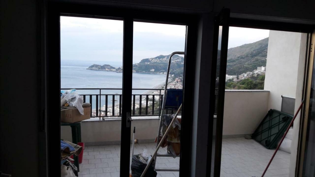 Casa Vacanze Andreana Lägenhet Letojanni Exteriör bild